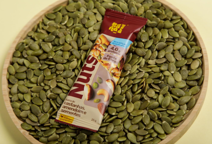 Nutsbar Barra de Castanhas, Amendoim e Sementes 25g - Banana Brasil Cauí