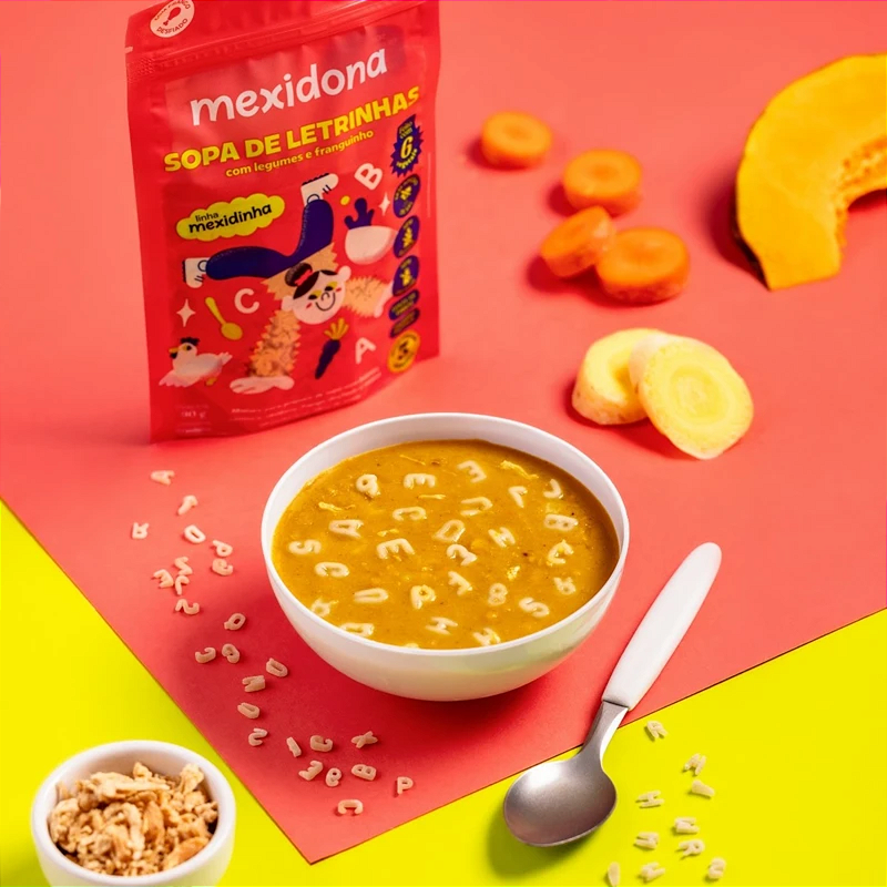 Sopa de Letrinhas (com legumes e franguinho) 90g Mexidona - Nutrição com Sabor e Carinho para os Pequenos