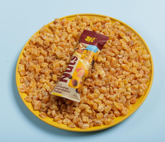 Nutsbar Barra de Castanhas, Amendoim e Frutas 25g – Banana Brasil Cauí!